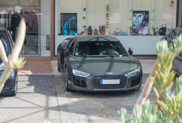 Audi R8 V10 Plus 2015