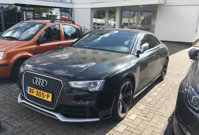 Audi RS5 B8 2012