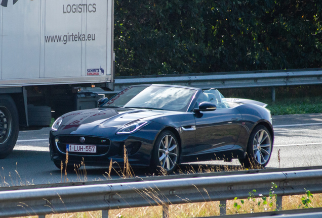 Jaguar F-TYPE S Convertible