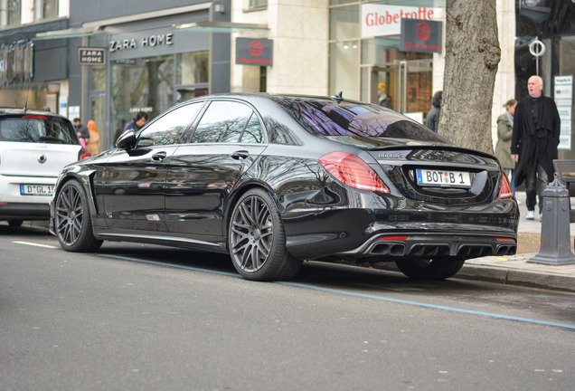 Mercedes-Benz Brabus 900 Rocket