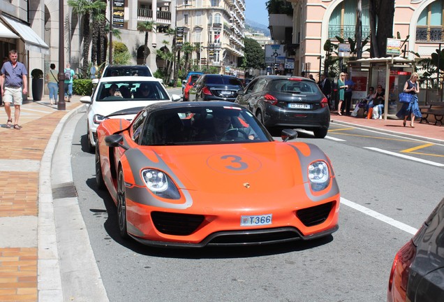 Porsche 918 Spyder Weissach Package