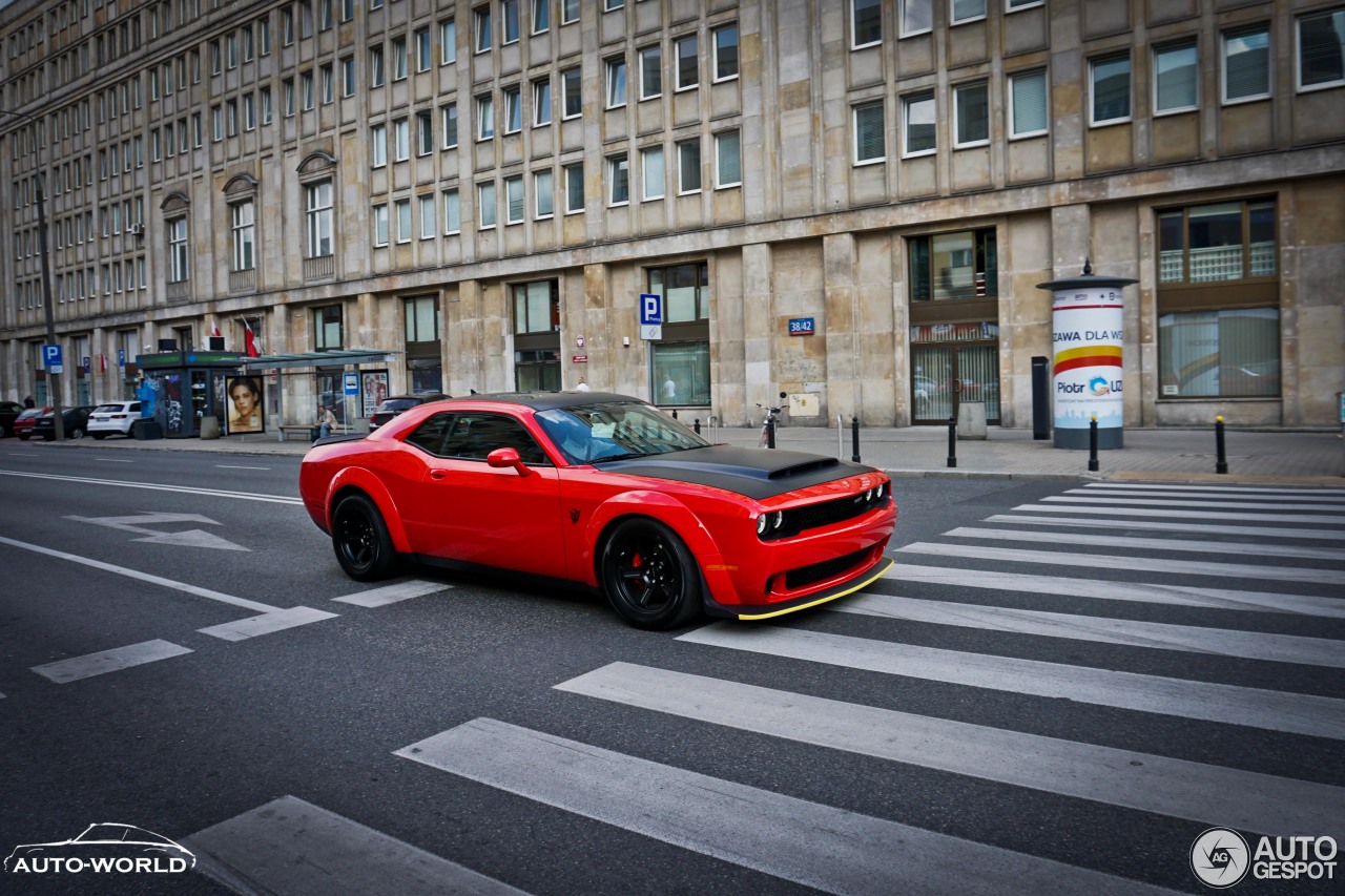 Dodge Challenger SRT Demon