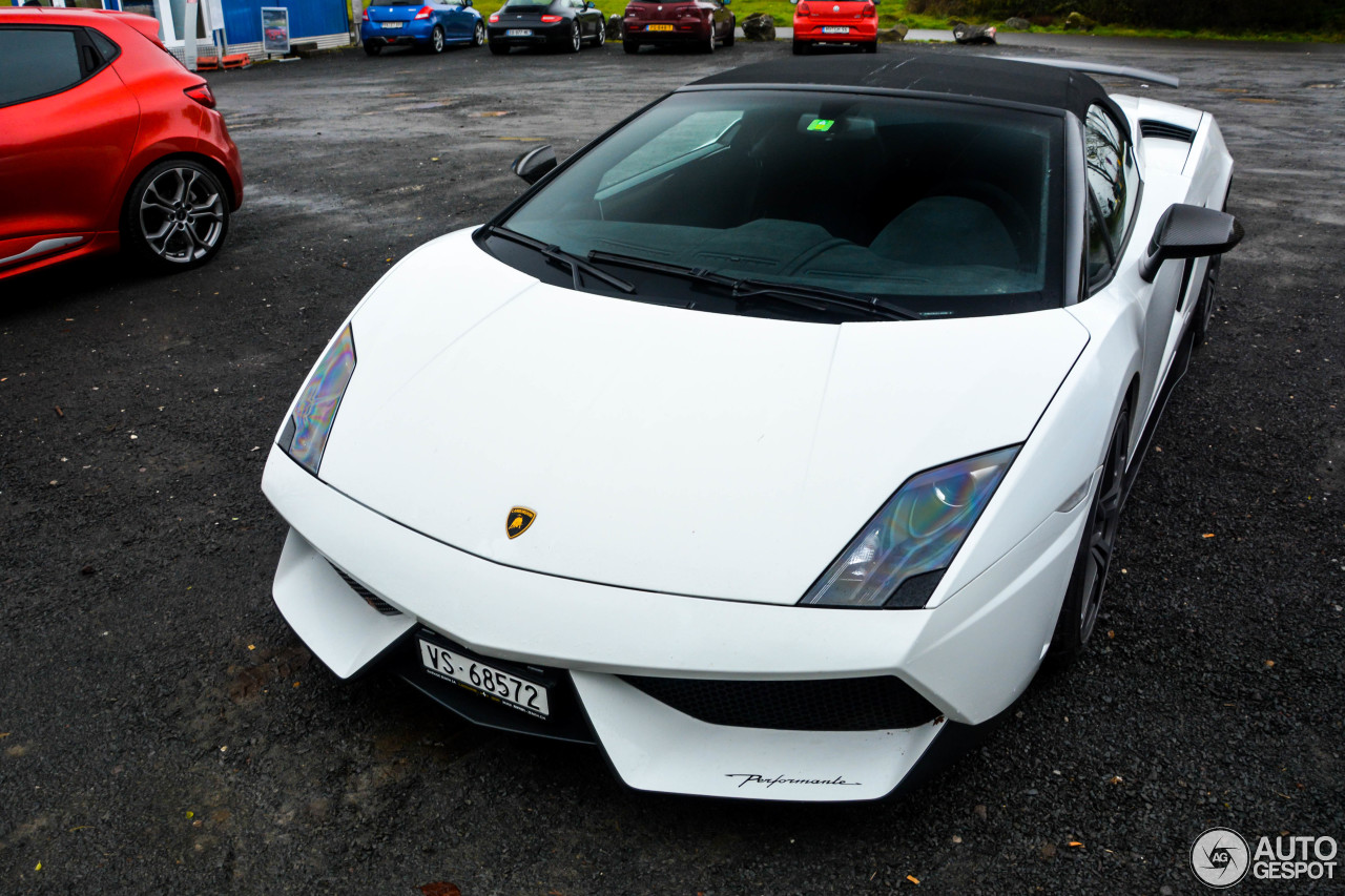 Lamborghini Gallardo LP570-4 Spyder Performante