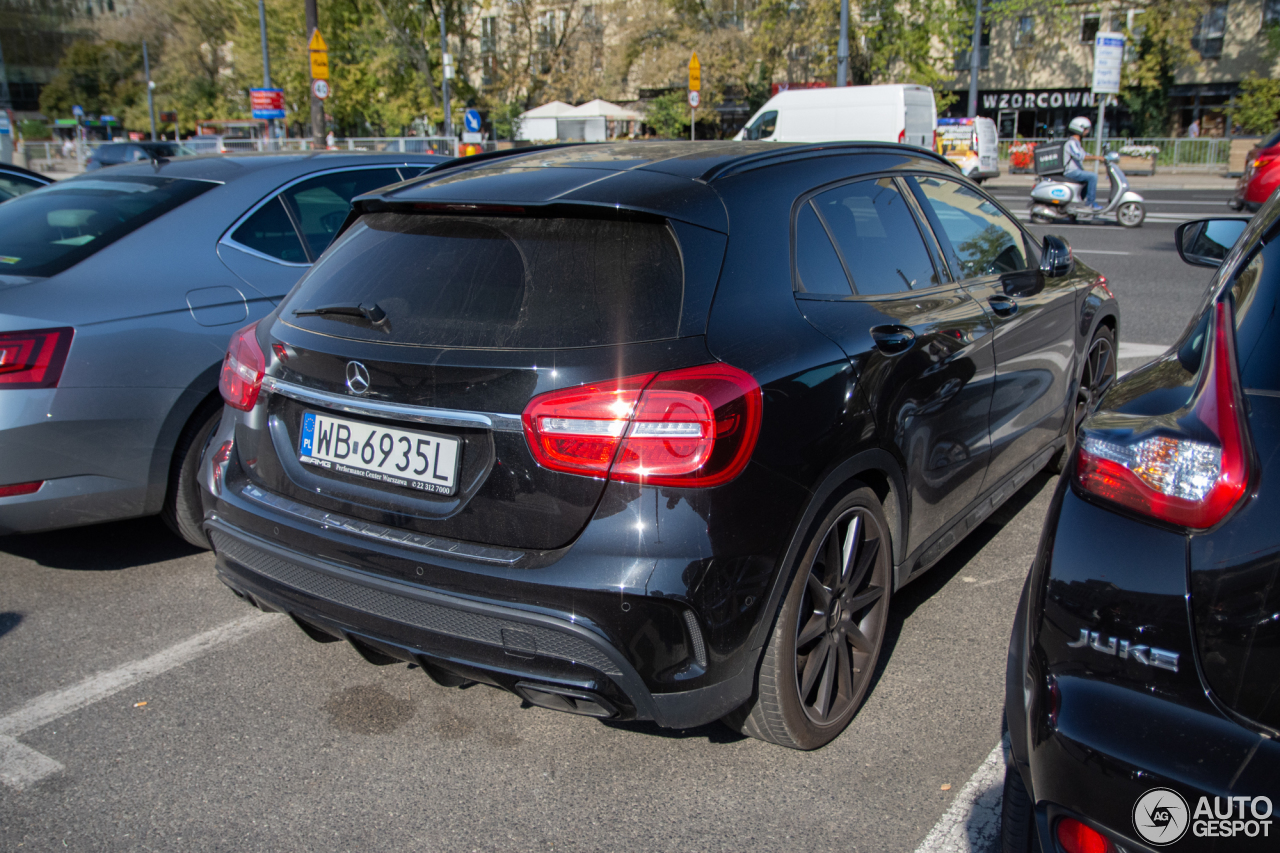 Mercedes-Benz GLA 45 AMG X156