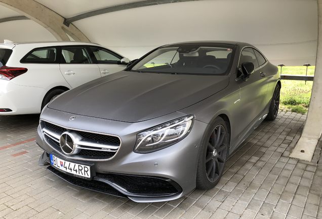 Mercedes-AMG S 63 Coupé C217