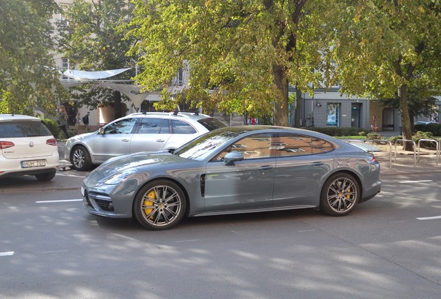 Porsche 971 Panamera Turbo S E-Hybrid