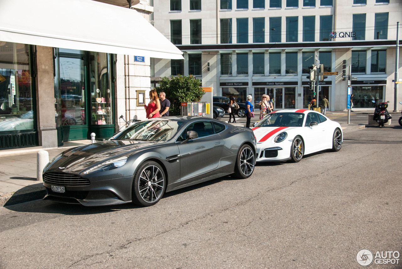 Aston Martin Vanquish 2013