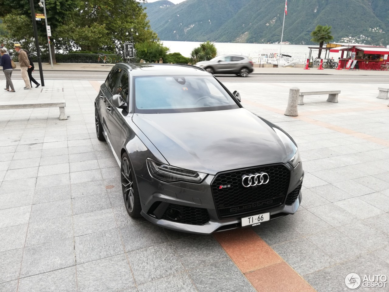 Audi RS6 Avant C7 2015