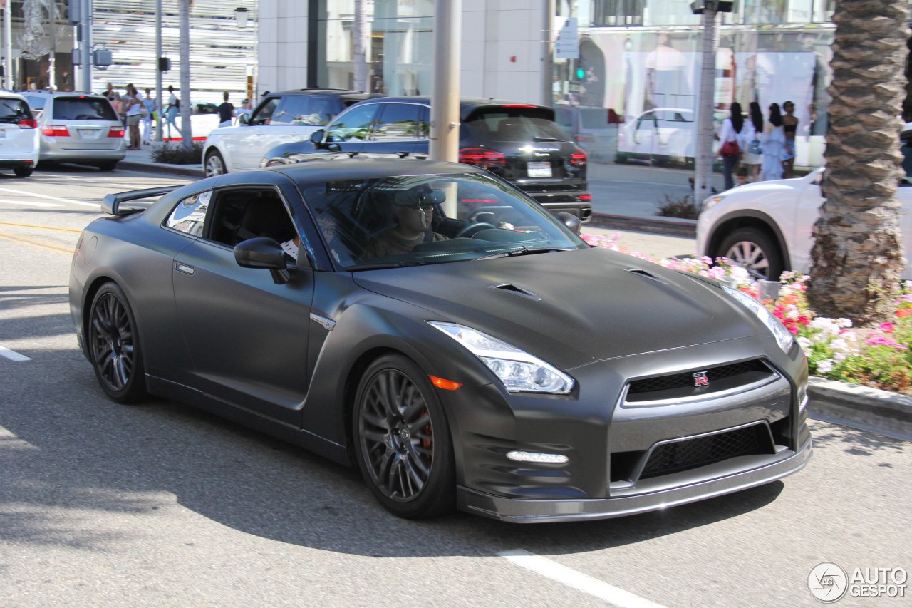 Nissan GT-R 2014