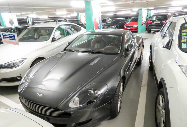 Aston Martin DB9