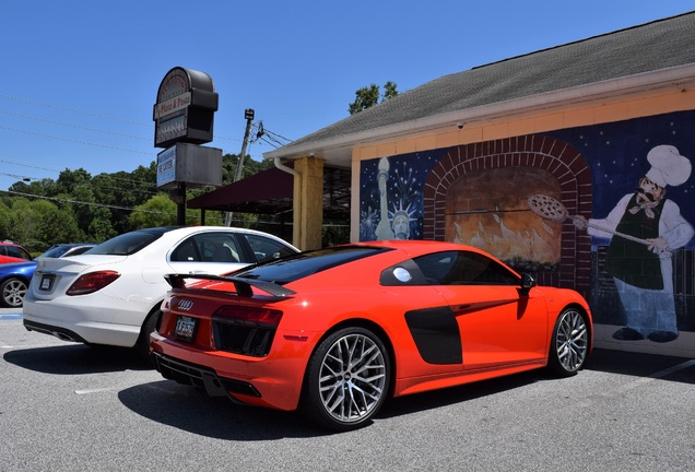 Audi R8 V10 Plus 2015