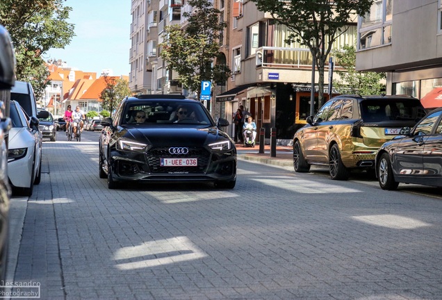 Audi RS4 Avant B9