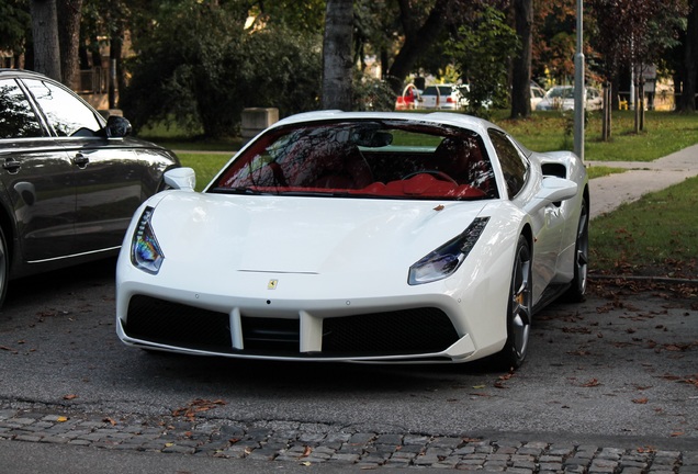 Ferrari 488 Spider