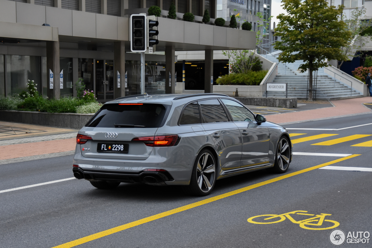 Audi RS4 Avant B9