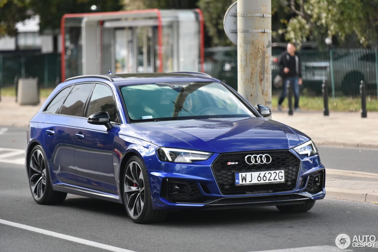 Audi RS4 Avant B9