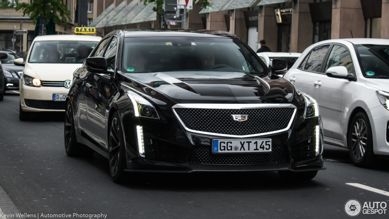 Cadillac CTS-V 2015