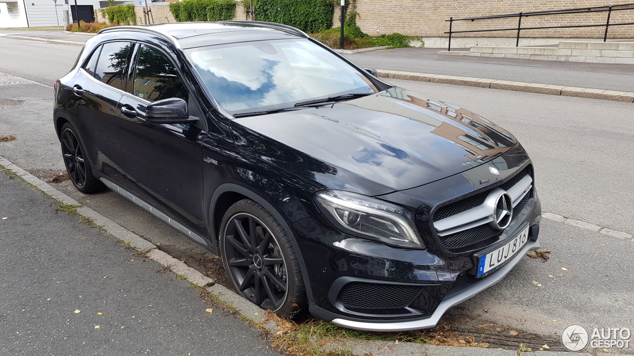 Mercedes-Benz GLA 45 AMG X156