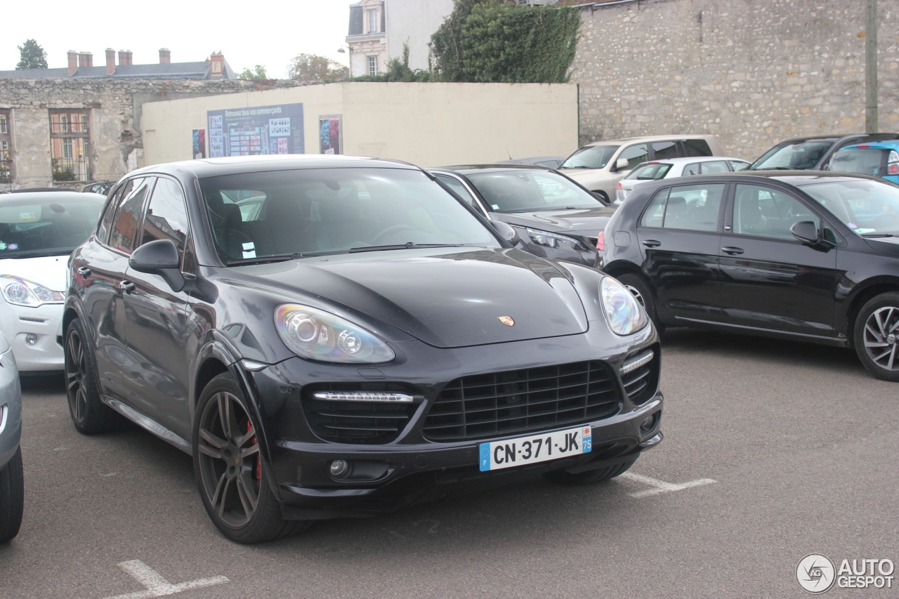 Porsche 958 Cayenne GTS