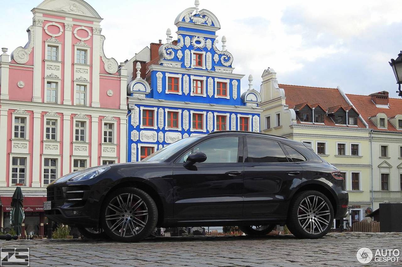 Porsche 95B Macan Turbo