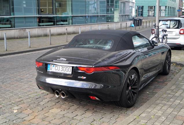 Jaguar F-TYPE S AWD Convertible