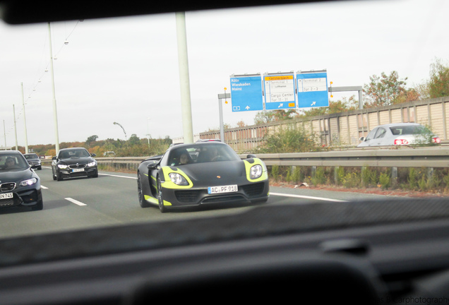 Porsche 918 Spyder Weissach Package