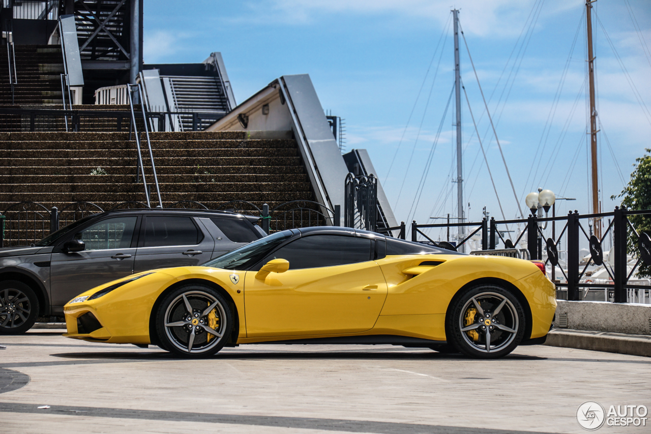 Ferrari 488 Spider