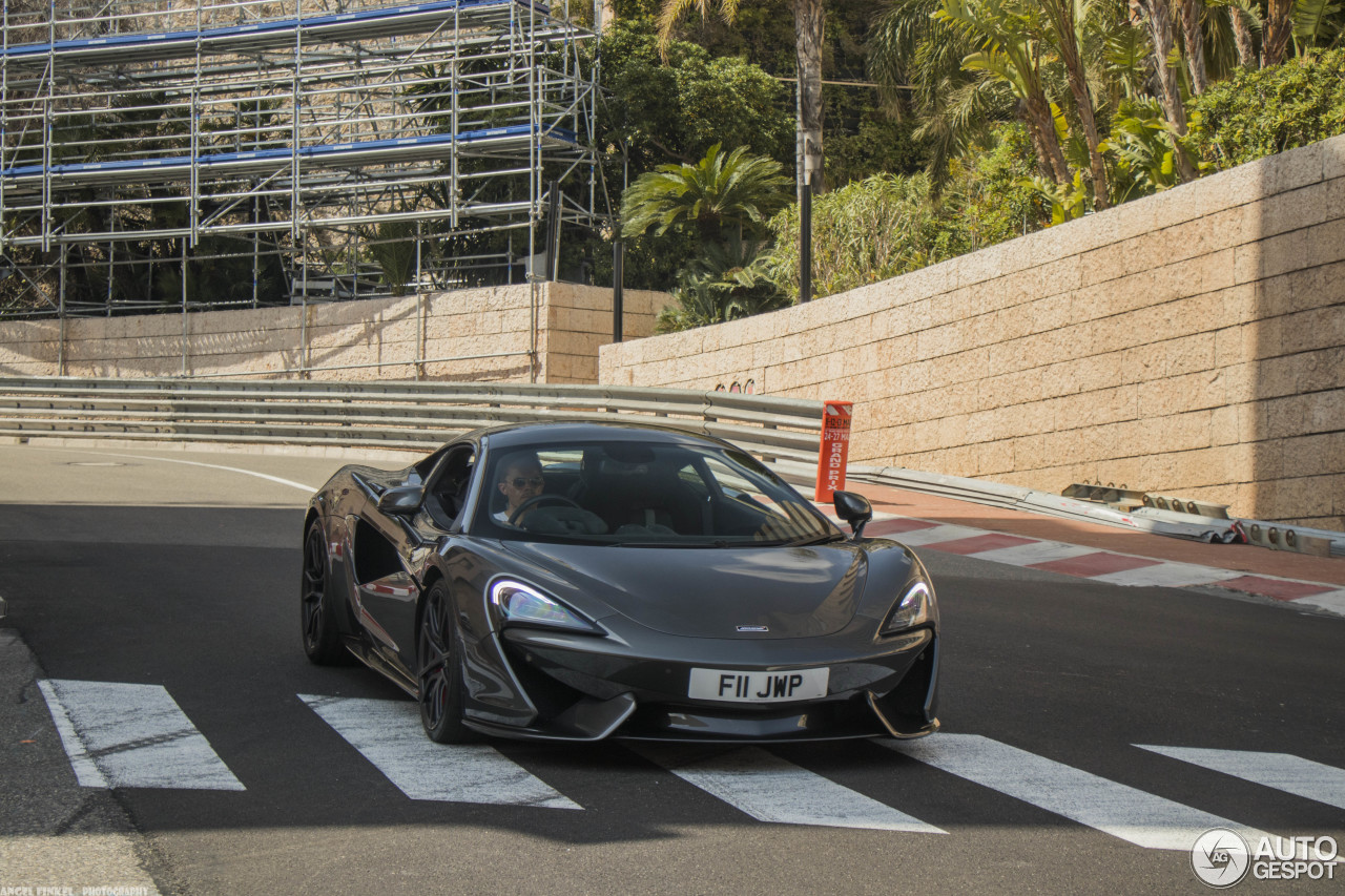 McLaren 570S