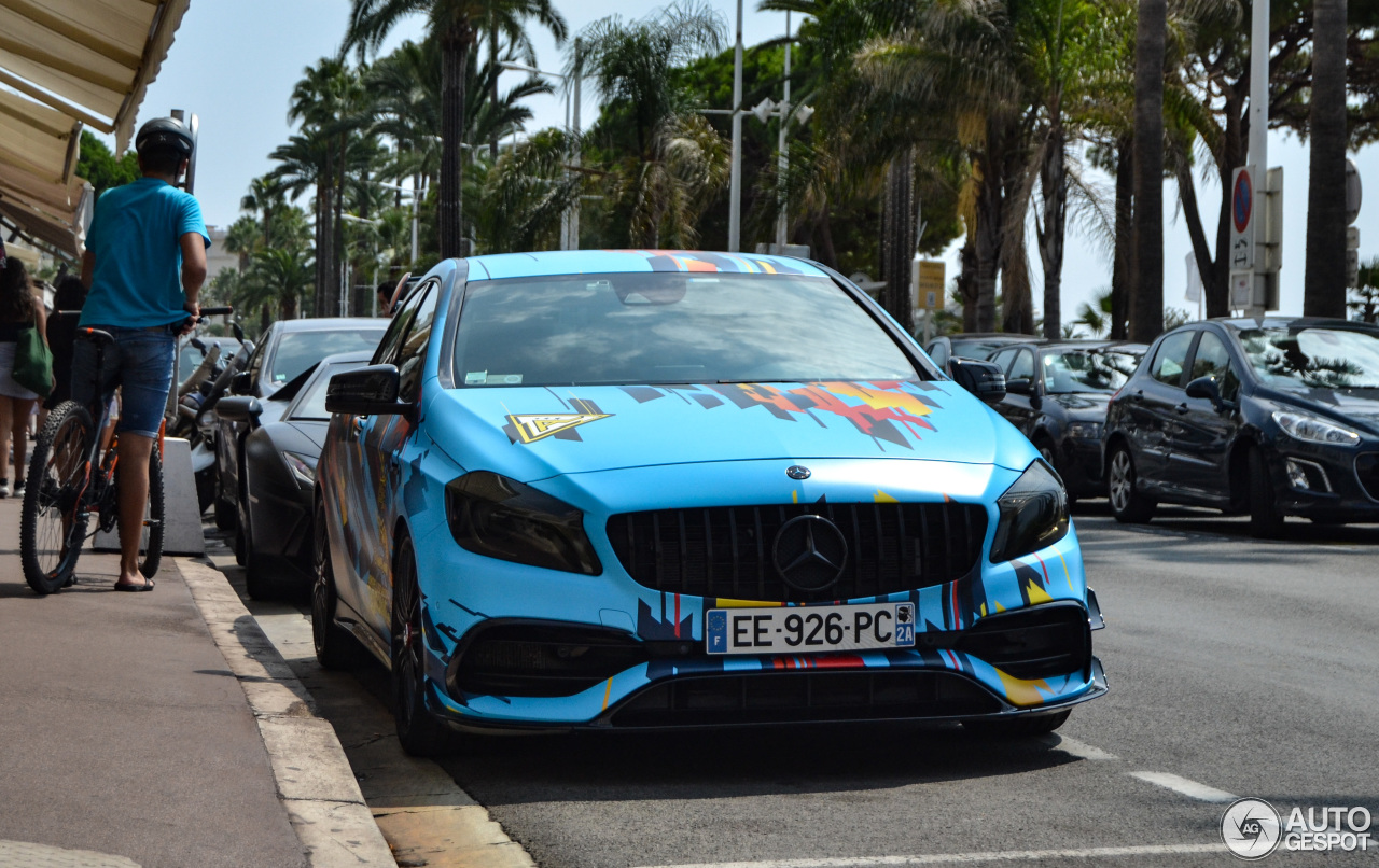 Mercedes-AMG A 45 W176 2015