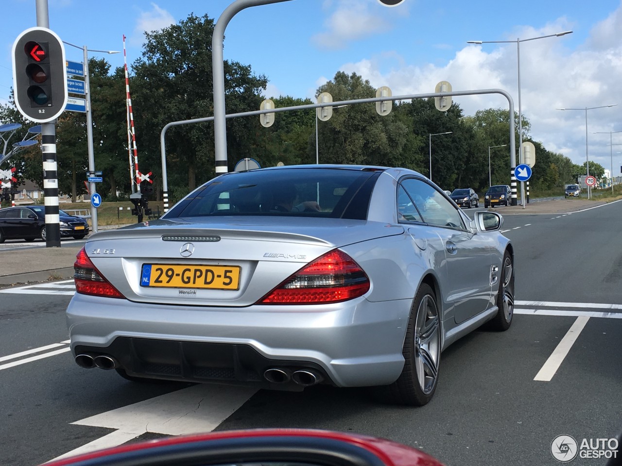 Mercedes-Benz SL 63 AMG