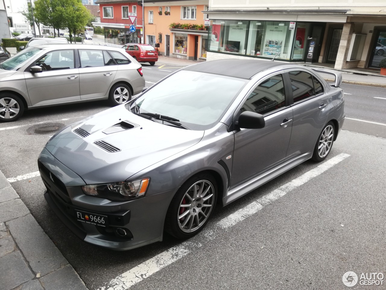 Mitsubishi Lancer Evolution X