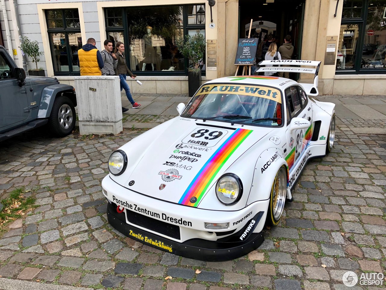 Porsche 964 Turbo Rauh-Welt Begriff - 23 September 2018 - Autogespot