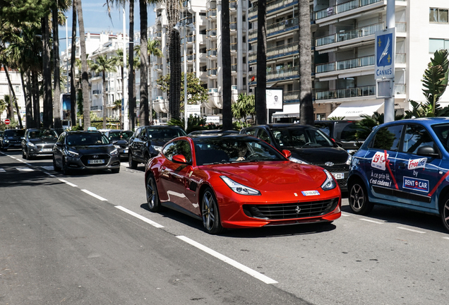 Ferrari GTC4Lusso