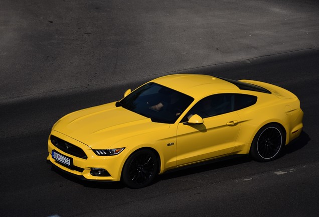 Ford Mustang GT 2015