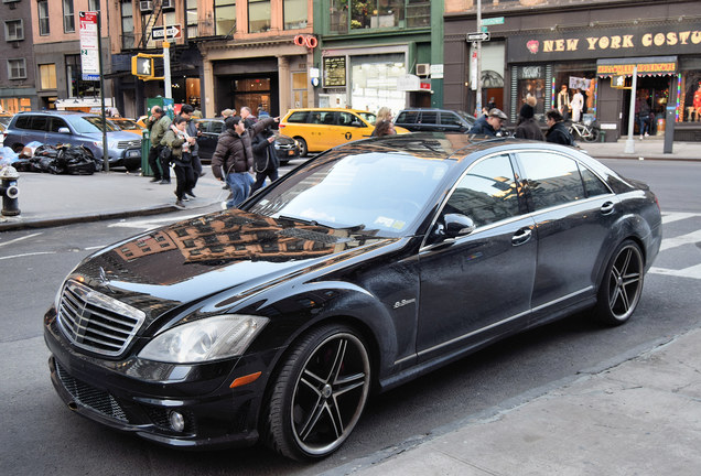 Mercedes-Benz S 63 AMG W221