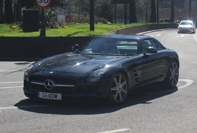 Mercedes-Benz SLS AMG