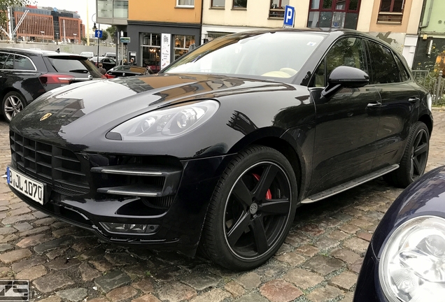 Porsche 95B Macan Turbo