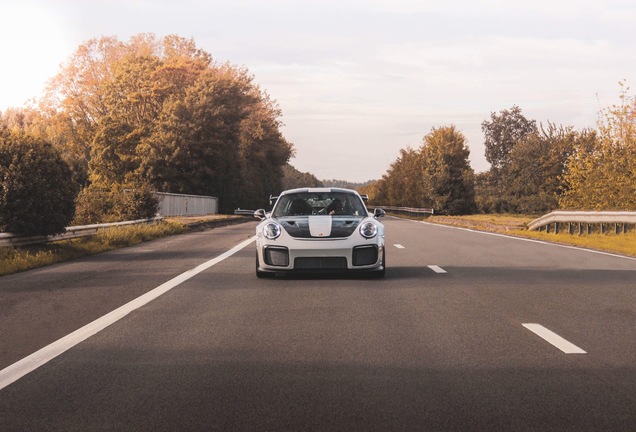 Porsche 991 GT2 RS Weissach Package