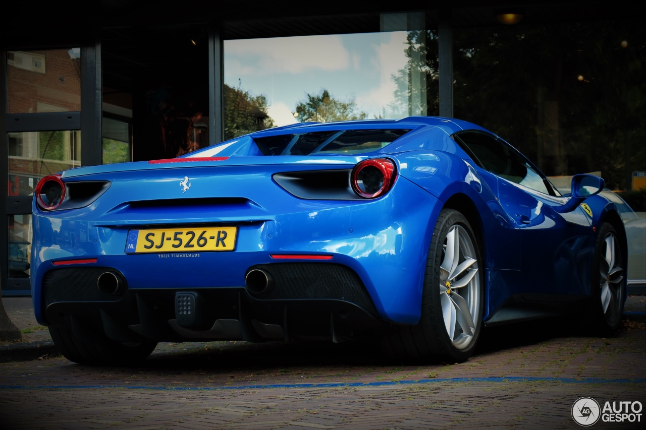 Ferrari 488 Spider