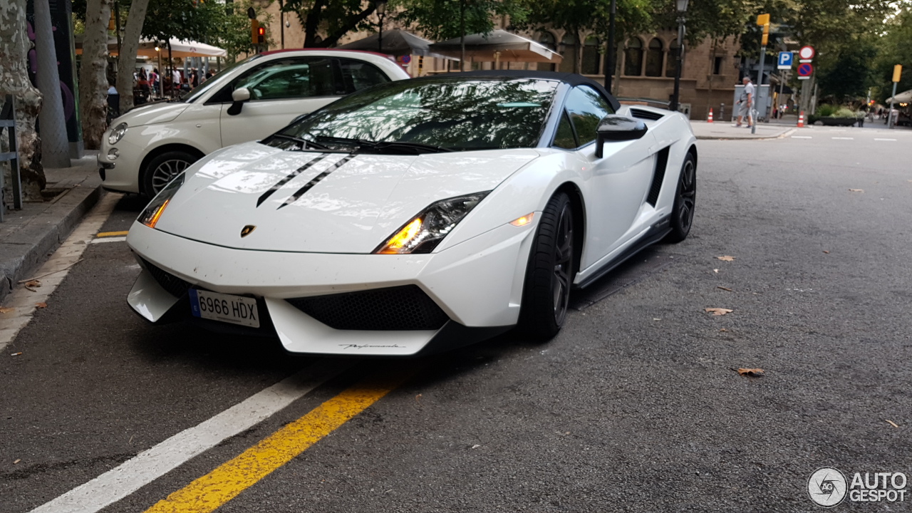 Lamborghini Gallardo LP570-4 Spyder Performante