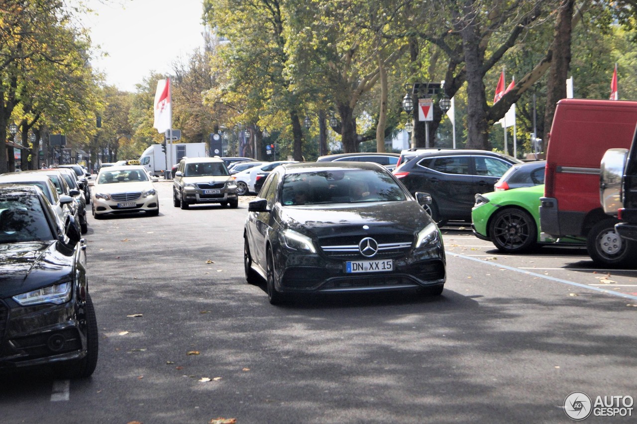 Mercedes-AMG A 45 W176 2015