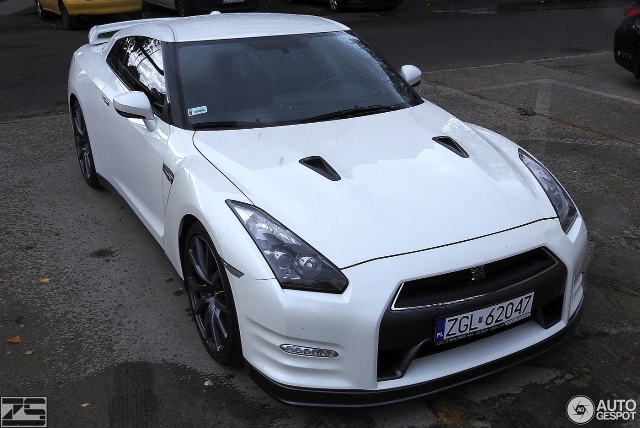 Nissan GT-R 2013