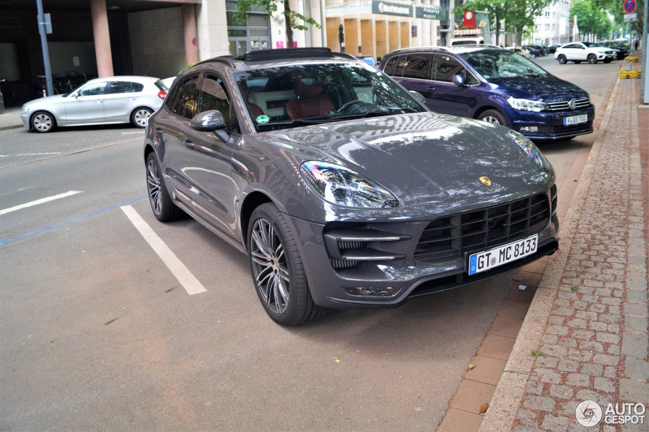 Porsche 95B Macan Turbo