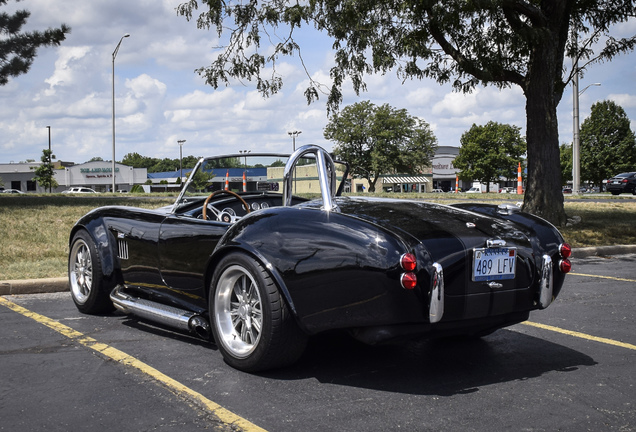 AC Cobra 427