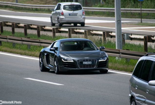 Audi R8 V10