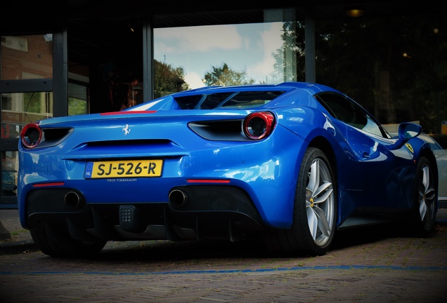 Ferrari 488 Spider