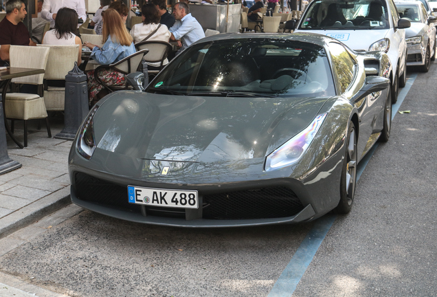 Ferrari 488 Spider