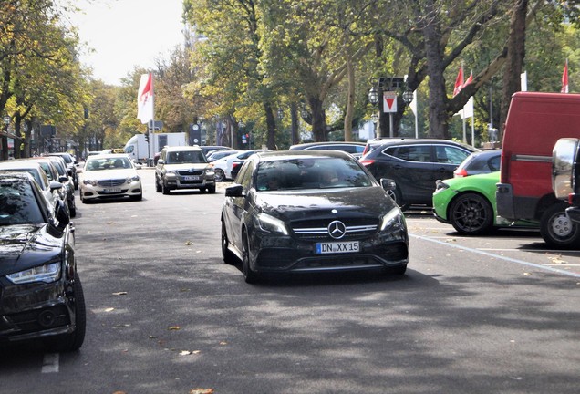 Mercedes-AMG A 45 W176 2015