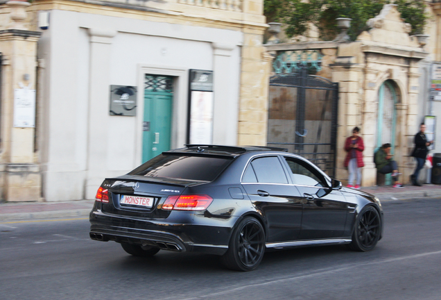 Mercedes-Benz E 63 AMG S W212