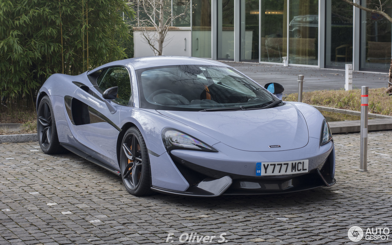 McLaren 570S