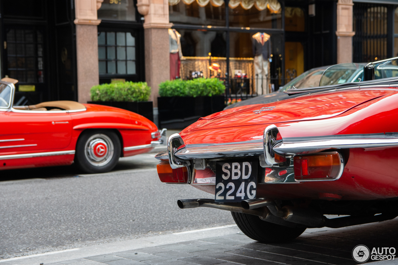 Mercedes-Benz 300SL Roadster